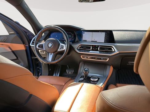 Used 2019 BMW X5 xDrive50i w/ M Sport Package image 23