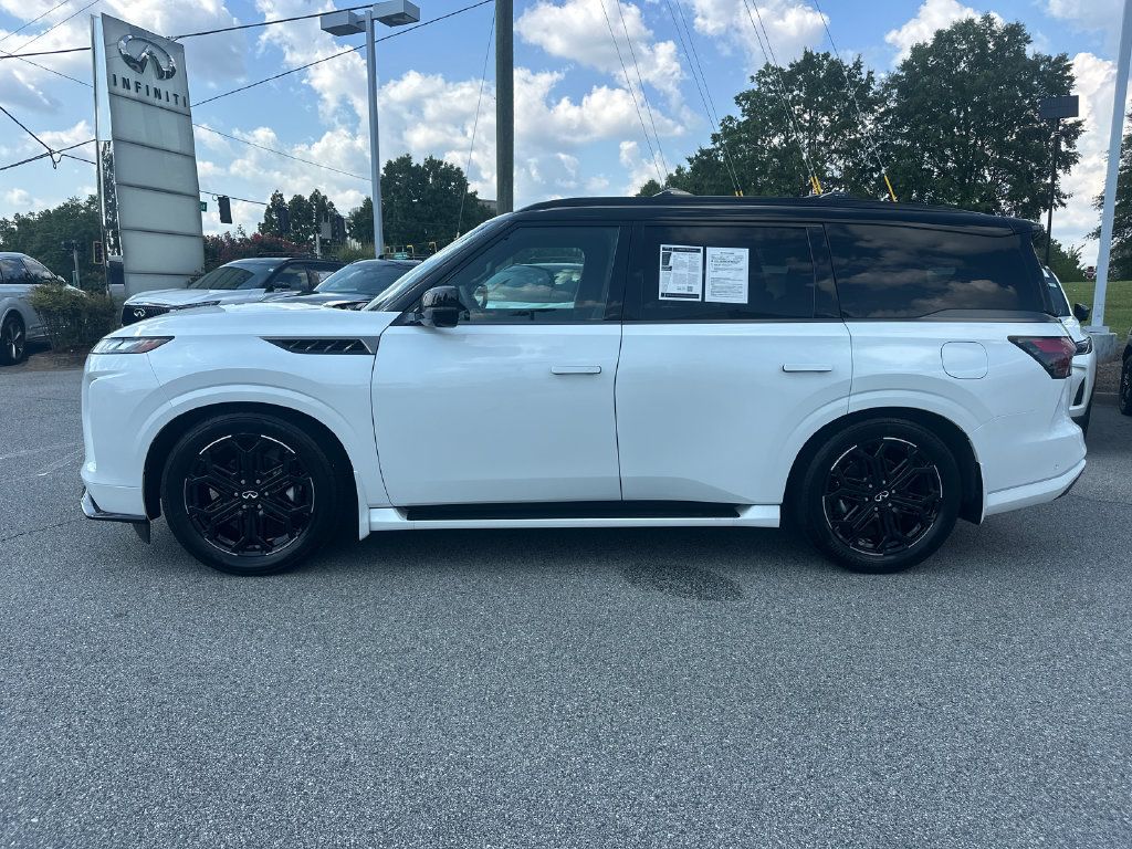 Certified 2026 INFINITI QX80 4WD image 8