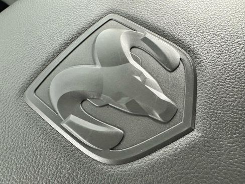 Used 2018 RAM 1500 Outdoorsman AWD/4WD image 37