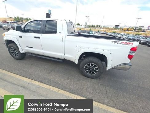 Used 2016 Toyota Tundra SR5 w/ TRD Off Road Package AWD/4WD image 16