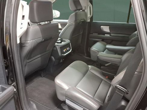 Certified 2025 Ford Expedition Active AWD/4WD image 26
