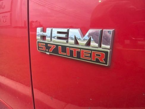 Used 2016 RAM 1500 Express RWD image 14