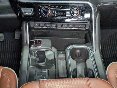 Certified 2024 GMC Sierra 1500 Denali Ultimate image 21