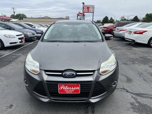 Used 2013 Ford Focus SE FWD image 2
