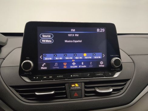 Used 2021 Nissan Altima 2.5 SV w/ SV Premium Package image 25