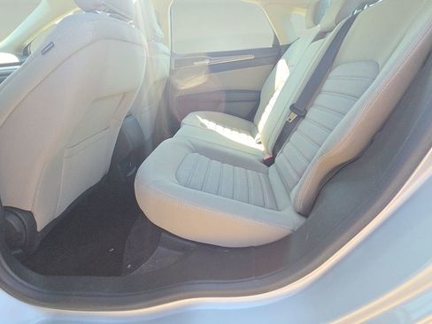 Used 2018 Ford Fusion S image 18