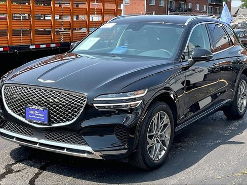 Used 2025 Genesis GV70 2.5T AWD/4WD image 11