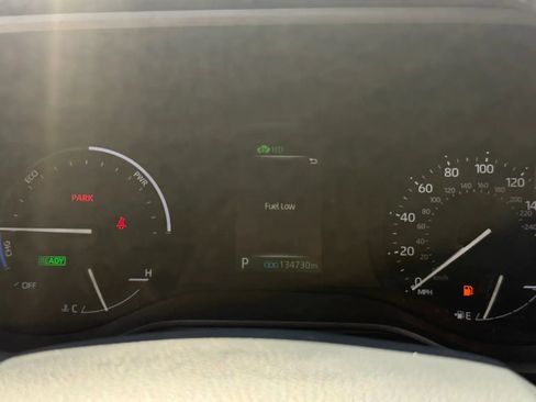 Used 2021 Toyota Sienna XLE AWD/4WD image 15