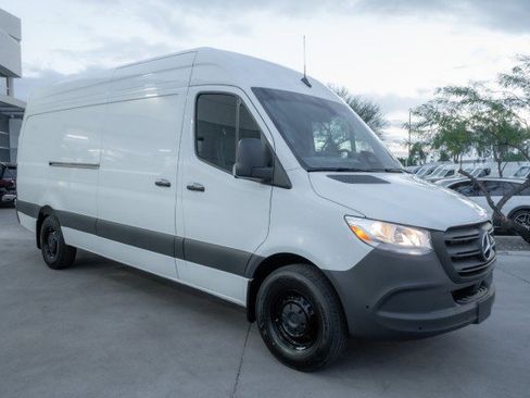 New 2026 Mercedes-Benz Sprinter 2500 image 3