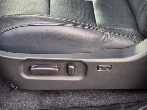 Used 2022 Toyota Tacoma TRD Off-Road image 38