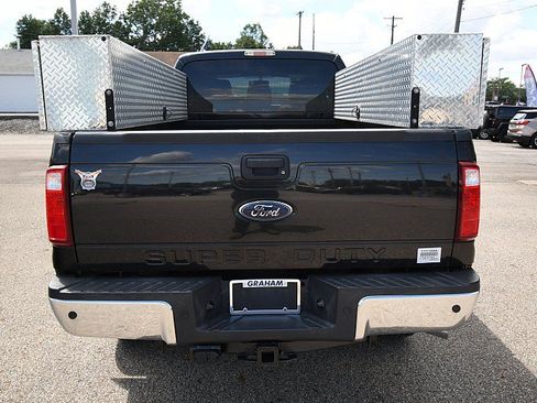 Used 2015 Ford F250 XLT w/ XLT Premium Package AWD/4WD image 6