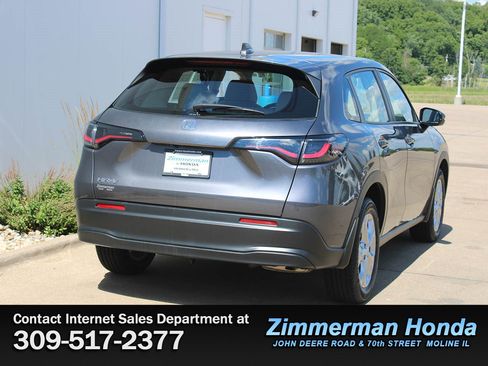 Certified 2024 Honda HR-V LX image 2