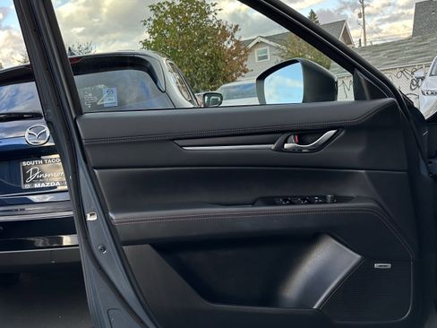 Certified 2023 MAZDA CX-5 Carbon Edition image 18