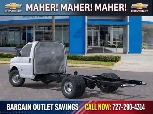 New 2025 Chevrolet Express 3500 w/ Power Convenience Package RWD image 51