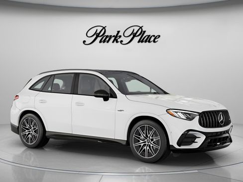 New 2026 Mercedes-Benz GLC 43 AMG 4MATIC image 29