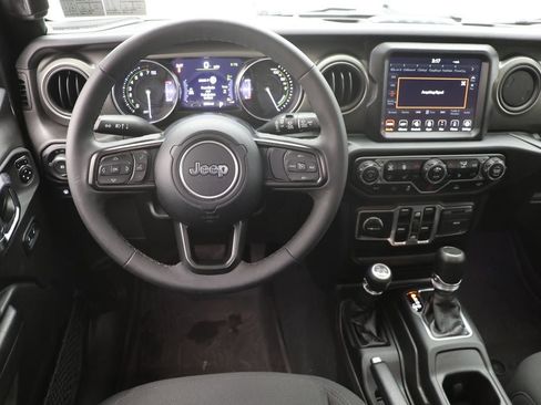 Used 2023 Jeep Wrangler Unlimited w/ Cold Weather Group image 14