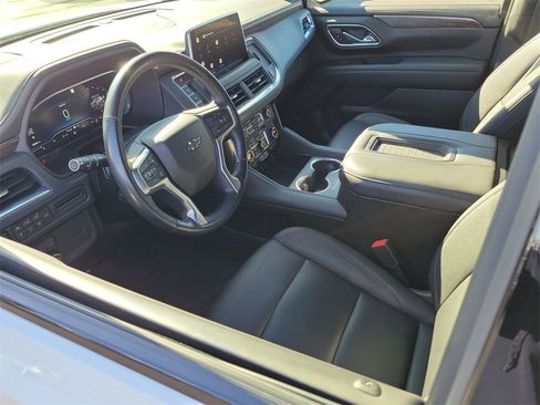 Certified 2022 Chevrolet Tahoe Z71 w/ Luxury Package image 10