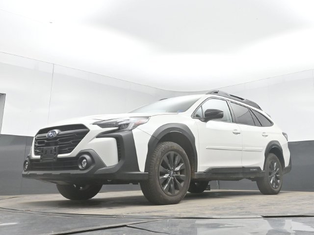 Used 2025 Subaru Outback Onyx Edition AWD/4WD image 30