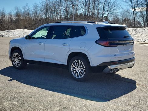 New 2026 GMC Acadia Denali w/ Super Cruise Package image 5