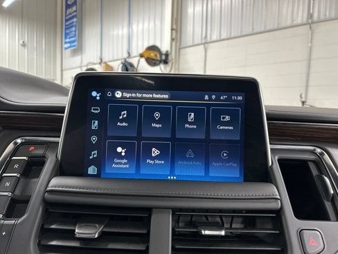 Used 2023 Chevrolet Tahoe High Country AWD/4WD image 17