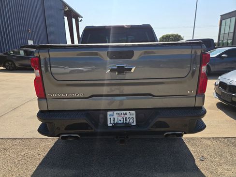 Used 2022 Chevrolet Silverado 1500 LT Trail Boss w/ LT Trail Boss Premium Package image 3