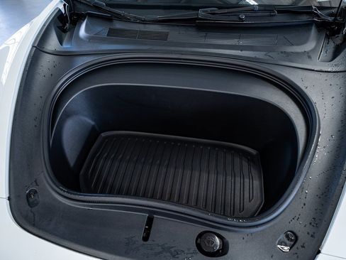 Used 2025 Tesla Model 3 Long Range image 52