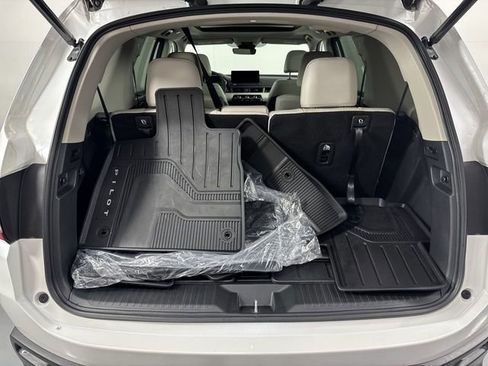 Certified 2026 Honda Pilot Touring image 36