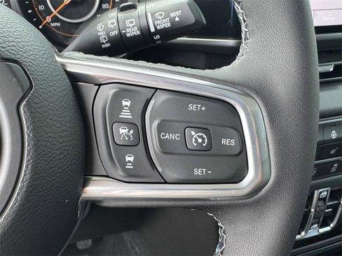 New 2025 Jeep Wrangler Sahara w/ Technology Group image 23