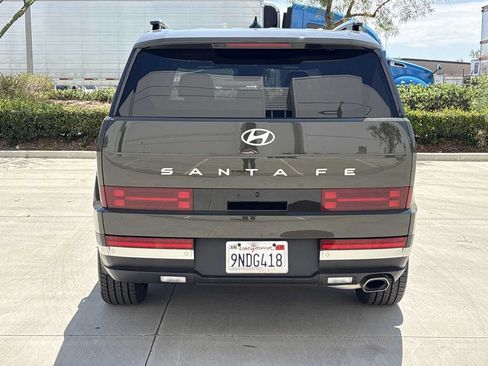 Used 2024 Hyundai Santa Fe Limited FWD image 4