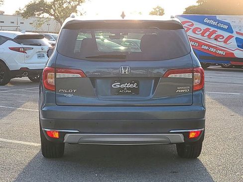 Used 2020 Honda Pilot Touring image 11