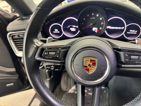 Used 2022 Porsche Panamera 4 image 20