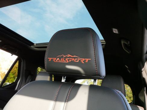 Certified 2025 Honda Pilot TrailSport image 35