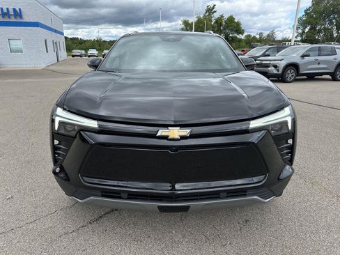 Used 2024 Chevrolet Blazer EV LT AWD/4WD image 12
