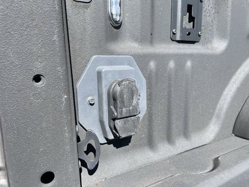 Used 2022 Ford F350 Lariat w/ Lariat Ultimate Package image 35