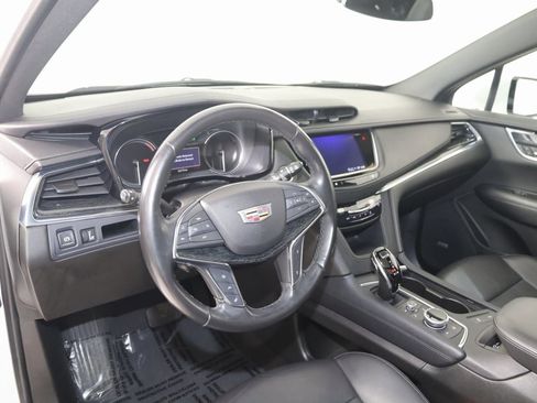 Used 2022 Cadillac XT5 Premium Luxury image 27