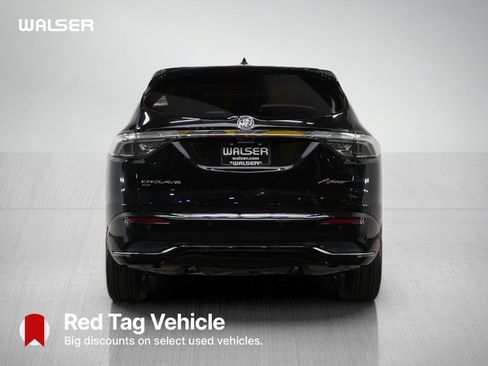 Used 2024 Buick Enclave Avenir w/ Avenir Technology Package image 3