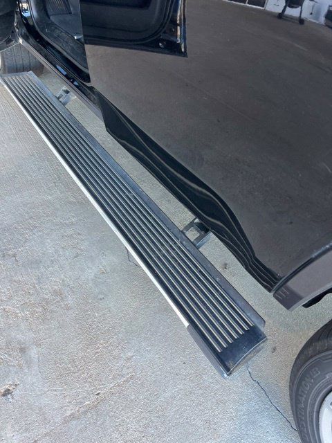 Used 2022 Jeep Wagoneer Series III w/ Premium Group I RWD image 8