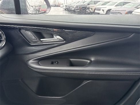 New 2025 Chevrolet Blazer EV LT image 31