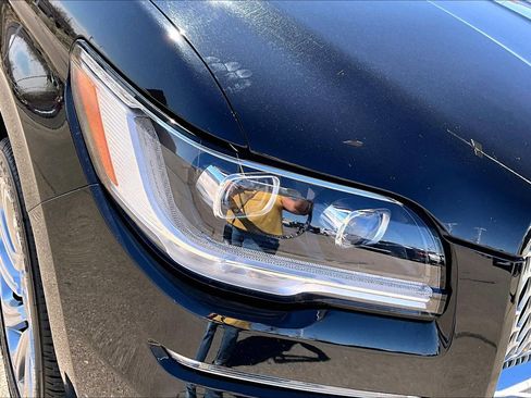 Used 2024 Lincoln Navigator Premiere image 30