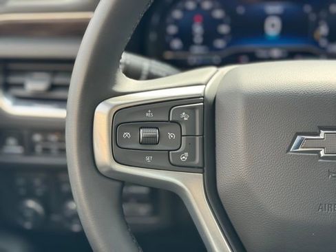 Certified 2024 Chevrolet Suburban Z71 w/ Z71 Off-Road Package image 26