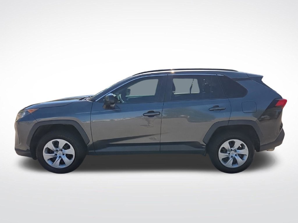 Used 2020 Toyota RAV4 LE FWD image 8