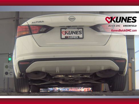 Used 2024 Nissan Altima 2.5 SV image 26