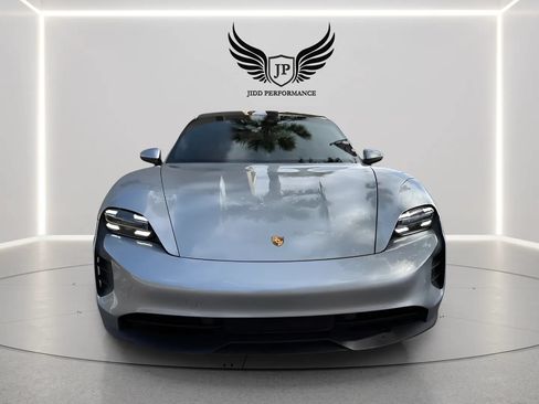 Used 2020 Porsche Taycan 4S AWD/4WD image 2