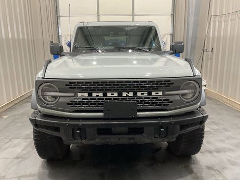 Used 2022 Ford Bronco Badlands w/ Sasquatch Package image 2