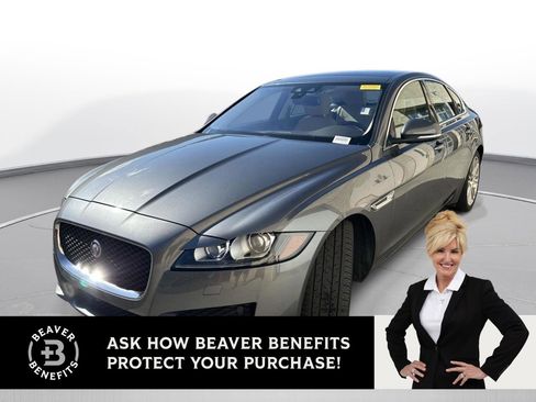 Used 2017 Jaguar XF Prestige image 1