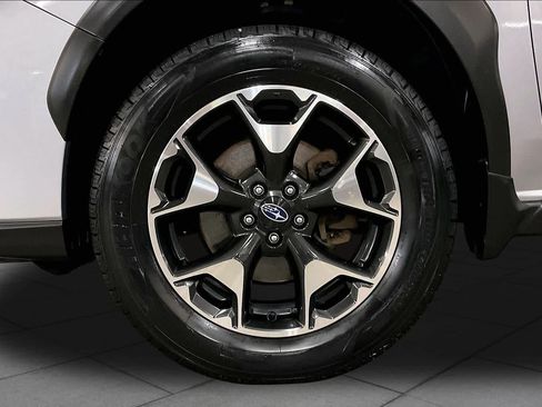 Used 2019 Subaru Crosstrek 2.0i Premium AWD/4WD image 11