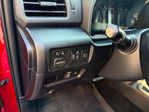 Used 2024 Toyota 4Runner SR5 Premium w/ Moonroof Package AWD/4WD image 31