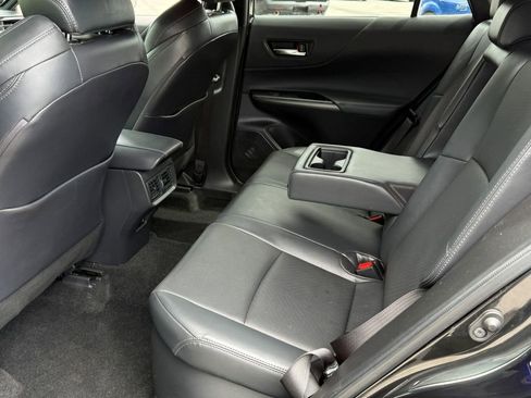 Used 2021 Toyota Venza Limited w/ Carpet Mat Package (TMS) AWD/4WD image 16