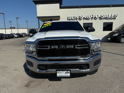 Used 2019 RAM 2500 Big Horn image 3