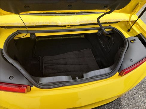 Used 2017 Chevrolet Camaro SS RWD image 20